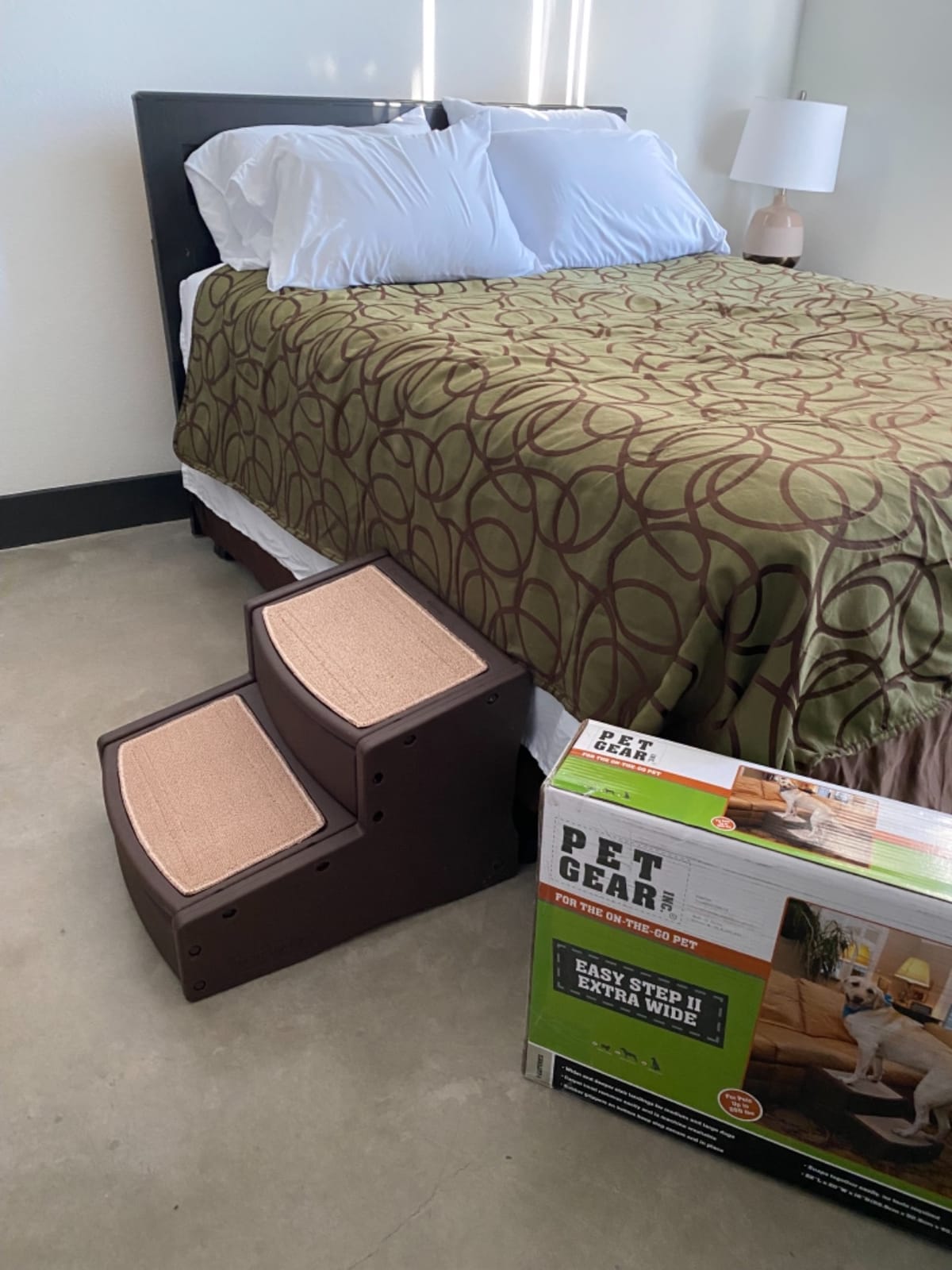 Pet Gear Easy Step II Extra Wide Pet Stairs, 2 Step for Dogs/Cats up to 200 Pounds, Removable/Washable Carpet, Easy Assembly (No Tools Required) customer photo 1