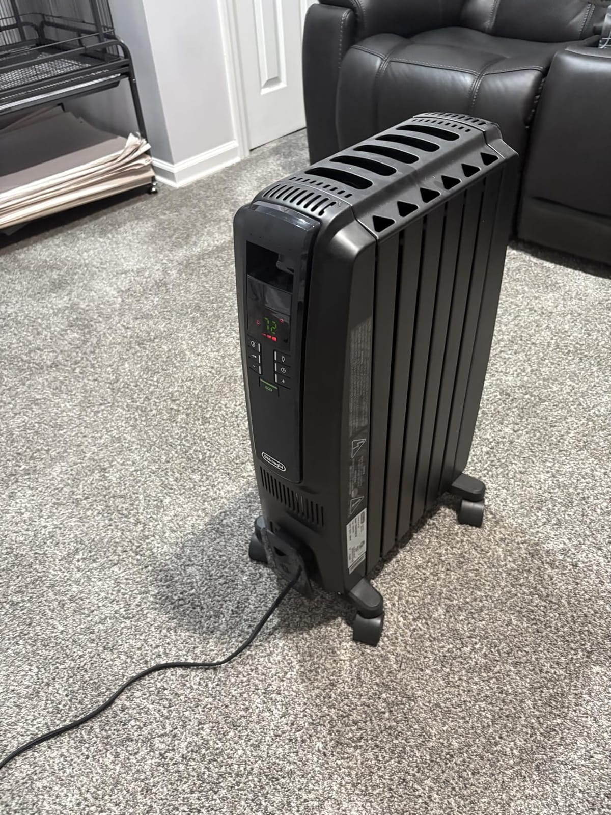 De'Longhi Dragon Digital Oil Filled Radiator Heater, 1500W Electric Space Heater for indoor use, programmable timer, Energy Saving, full room heater with safety features TRD40615E customer photo 2