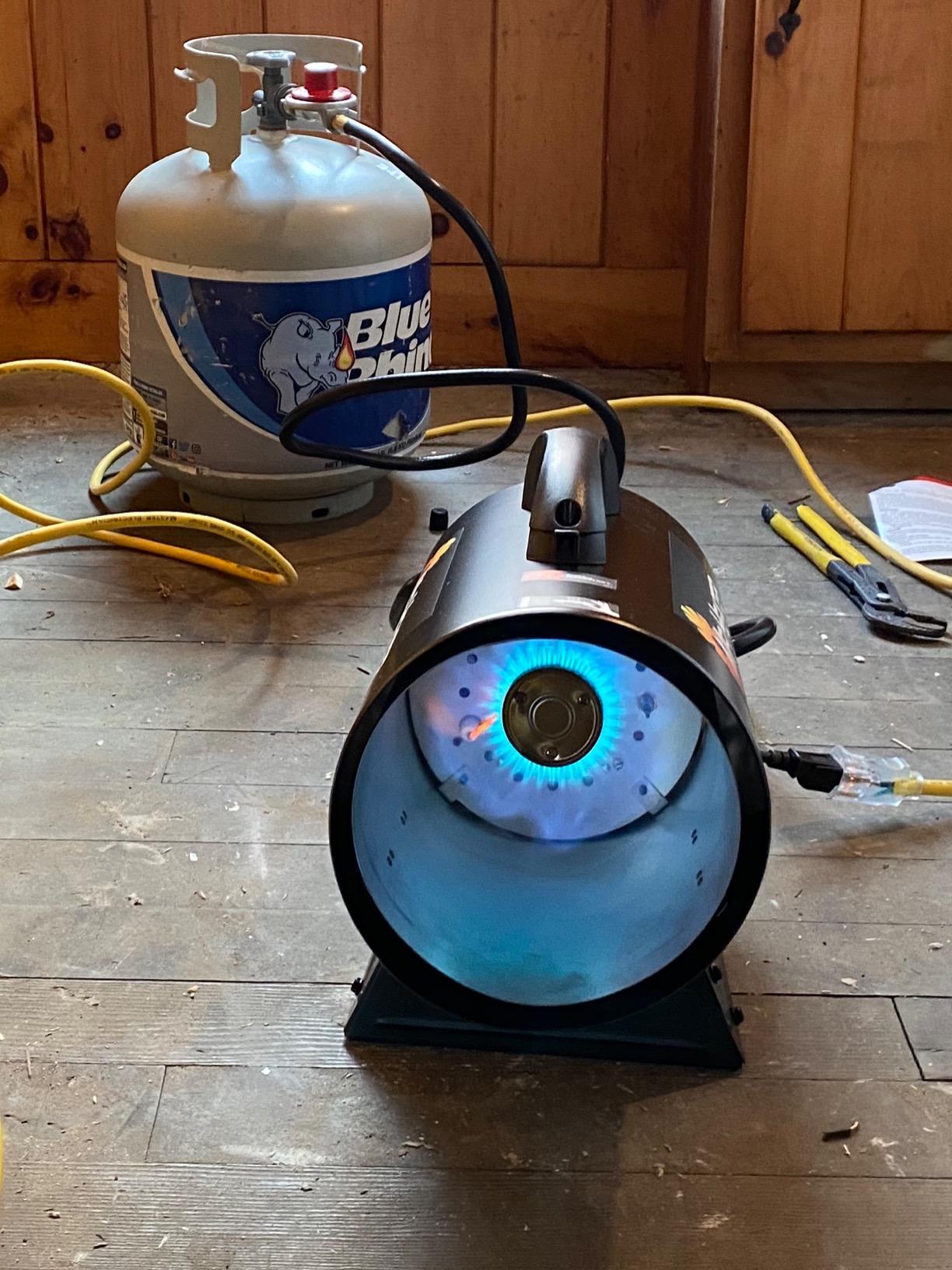 Mr. Heater 60,000 BTU Quiet Burner Technology Forced Air Propane Heater customer photo 2