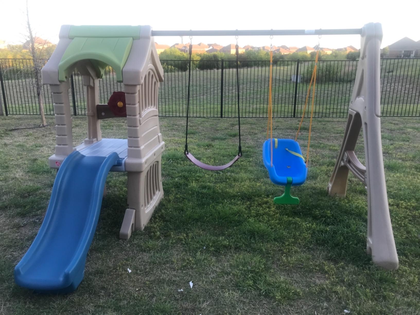 Step2 Play Up Gym Set for Kids, Outdoor Swing Set, Backyard Slide, Swings, Playhouse, & Crawl Space, Two Tier, Easy Set Up, Toddlers Ages 3-6 Years Old customer photo 2