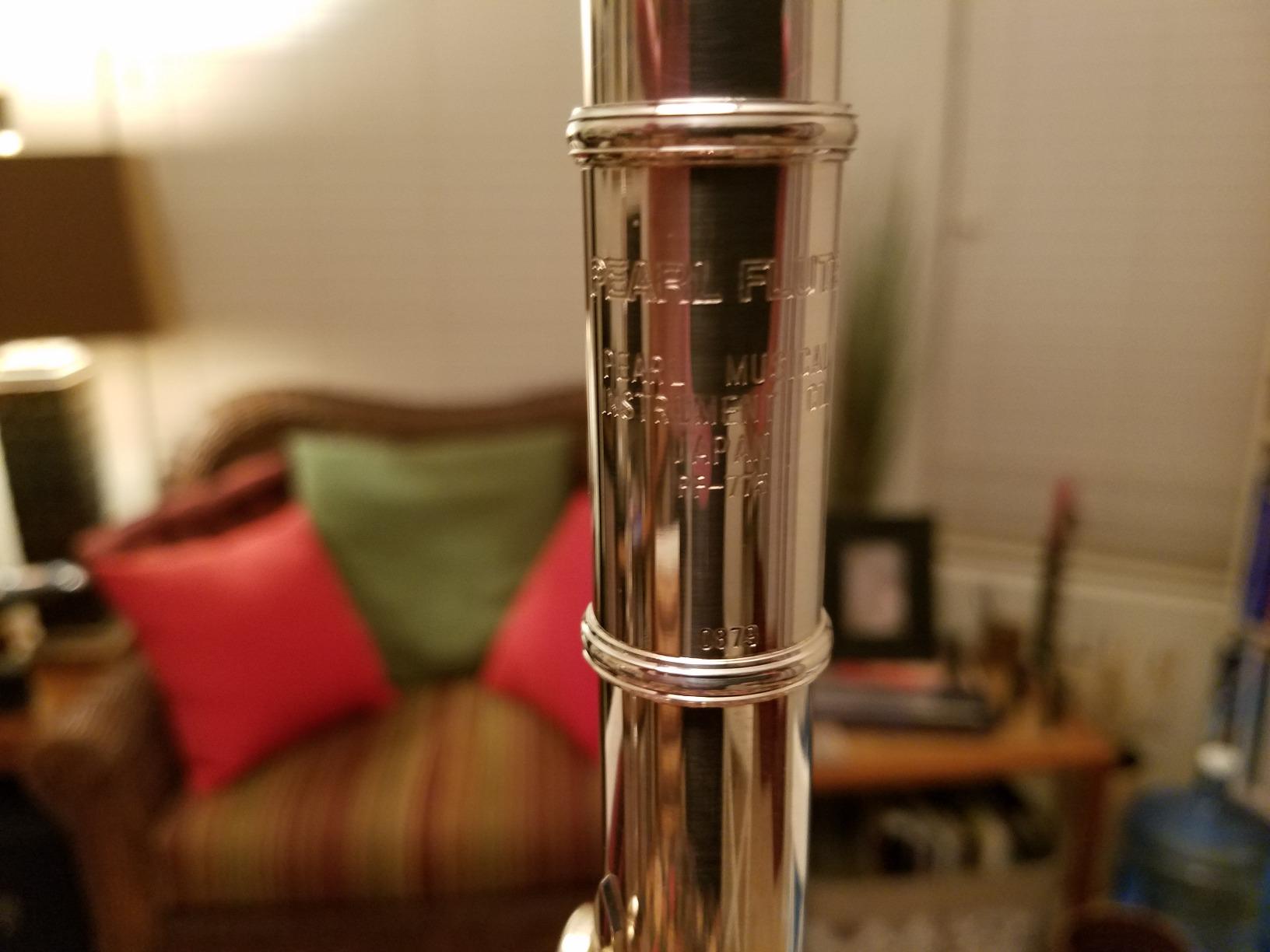 Silver Plated Intermediate 17keys, Open/closed Hole C Flute with B Foot Joint, Offset G, with Case, Cleaning Rod, Joint Grease, Cloth and Gloves customer photo 1