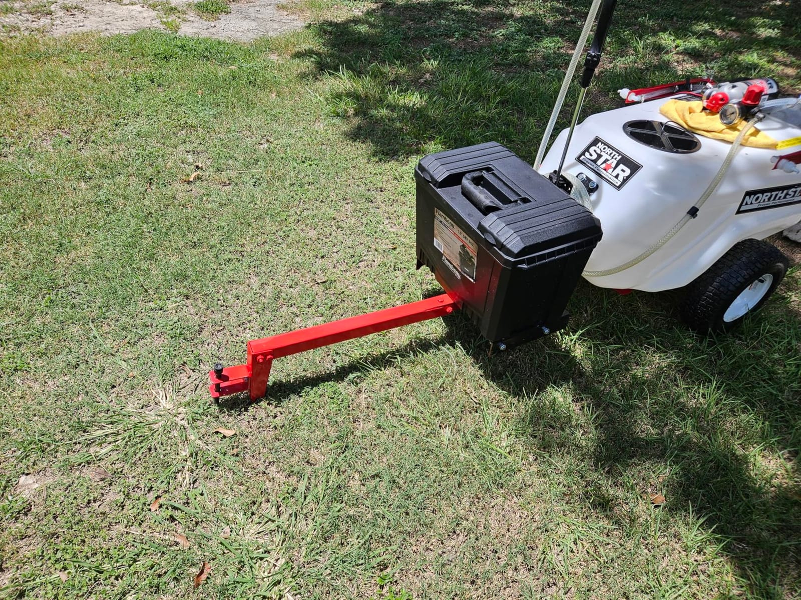 NorthStar 31-Gallon Tow-Behind Boom/Spot Sprayer, 2.2 GPM, 12V, 70 PSI customer photo 2