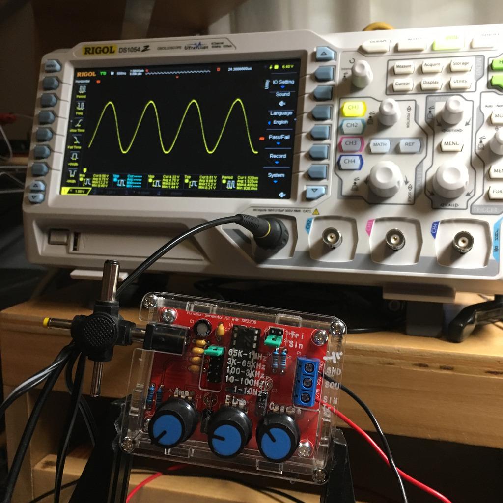 Rigol DS1054Z Digital Oscilloscope, 50MHz, 4 Channel, 1GSa/s, Best Value | Ideal for students & hobbyists, 1GSa/s real-time sample rate, 24Mpts memory depth, professional desktop lab design customer photo 1