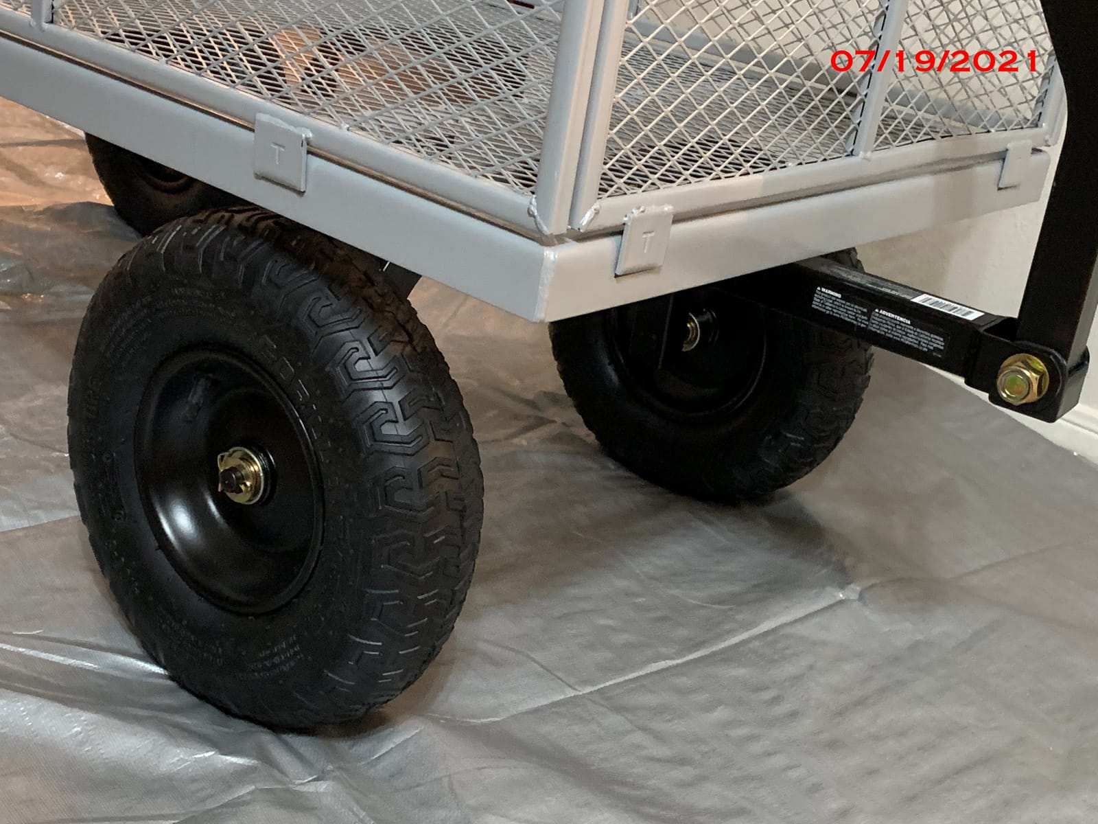 Gorilla Carts Steel Utility Garden Cart, 1000 lb. Capacity, Gray customer photo 2