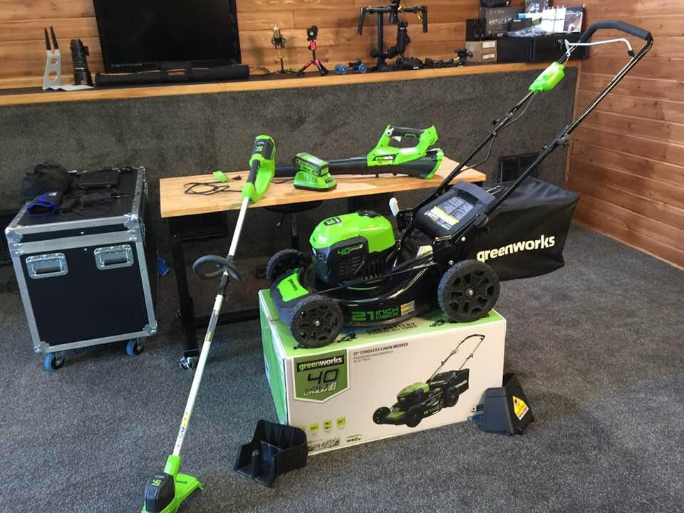 Greenworks 40V 12 in String Trimmer & 390 CFM Blower Combo, 2.0 Ah Battery customer photo 2