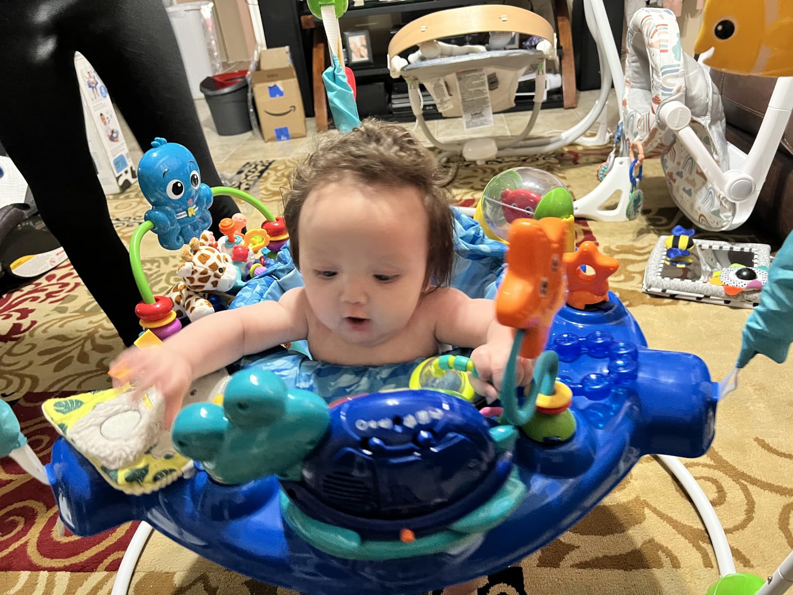 Baby Einstein Neptune's Ocean Discovery Activity Baby Jumper Activity Center, Ages 6 Months +, Max Weight 25 lbs., Unisex customer photo 1