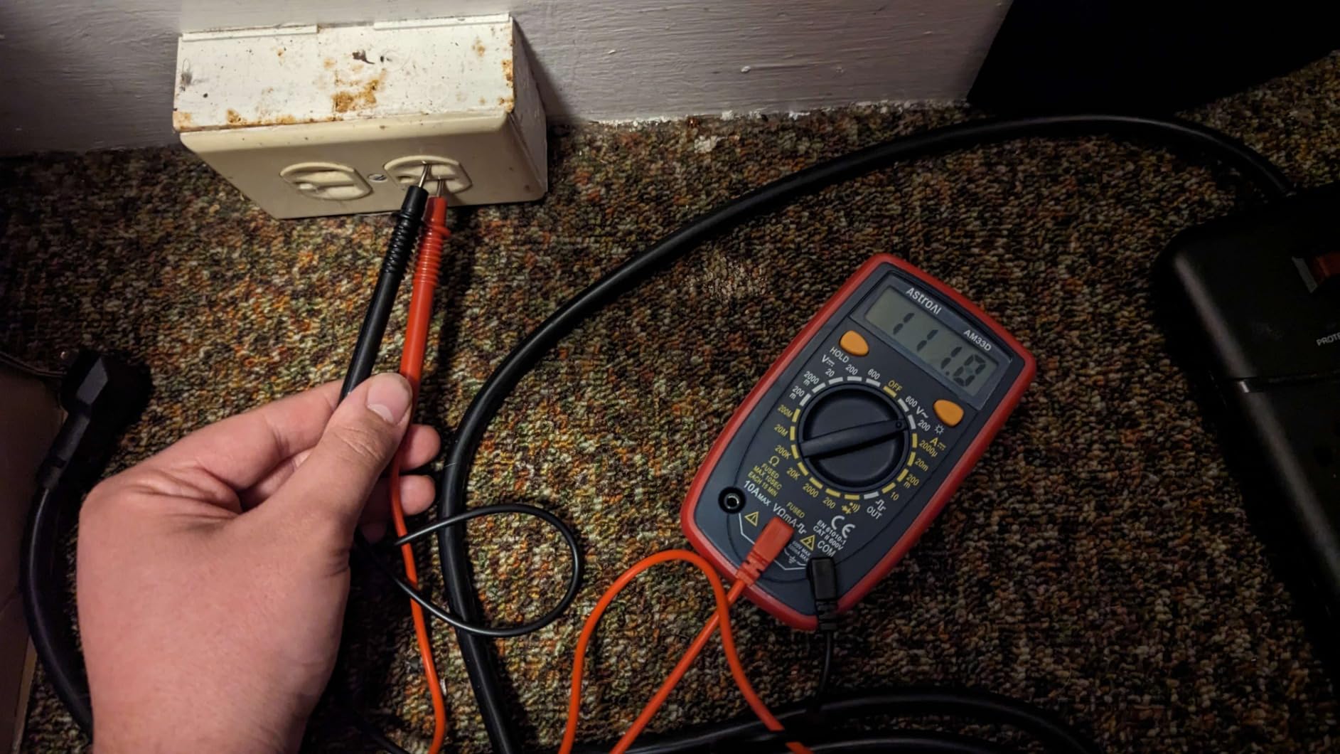AstroAI Digital Multimeter Tester 2000 Counts with DC AC Voltmeter and Ohm Volt Amp Meter; Measures Voltage, Current, Resistance, Continuity and Diode, Blue customer photo 2