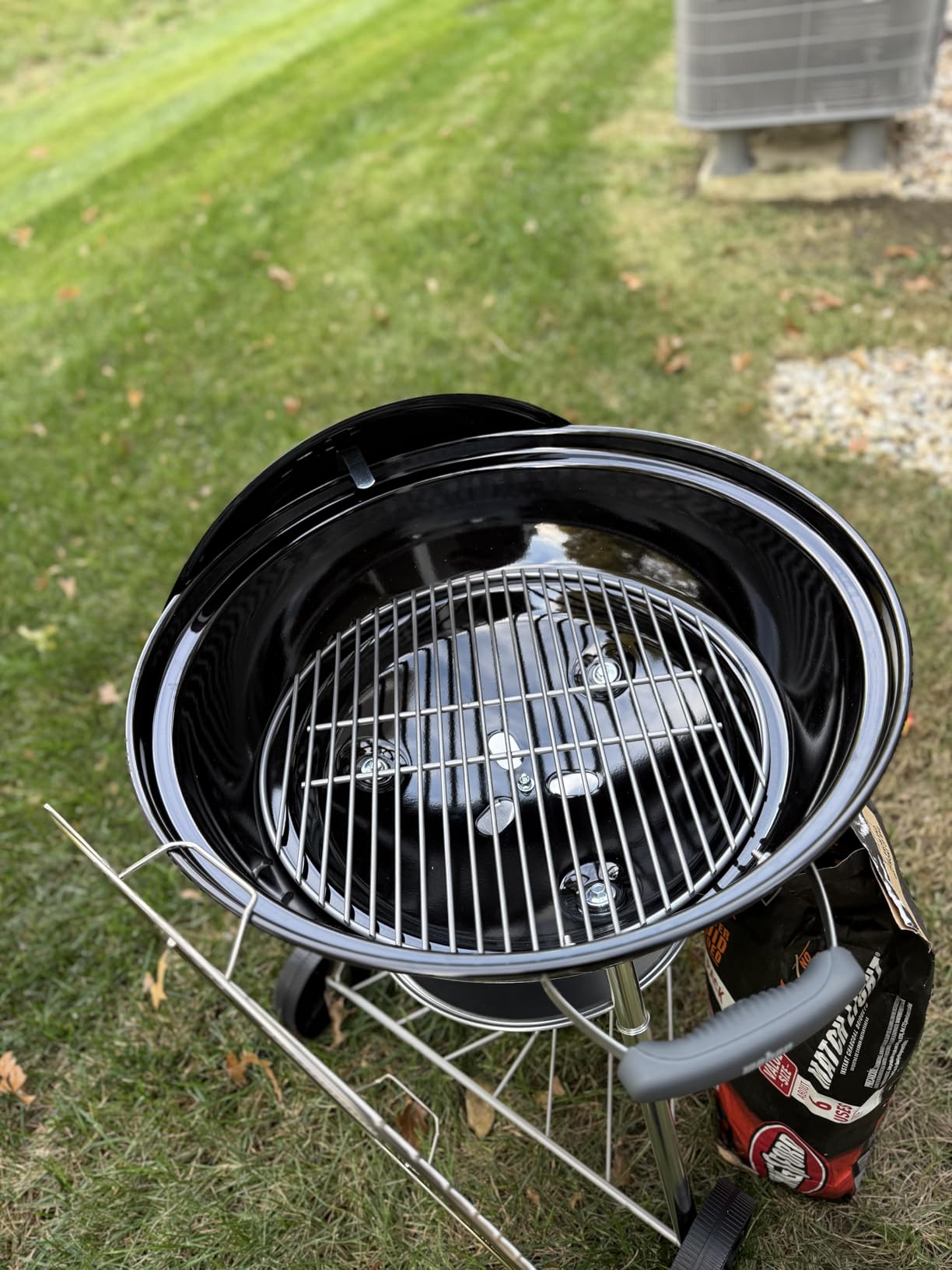 Weber® Jumbo Joe Premium Compact Charcoal Grill, 22‑Inch, Black | Compact Outdoor BBQ Grill with Durable Plated Steel Grates, Porcelain‑Enameled Bowl & Precision Airflow Control customer photo 1