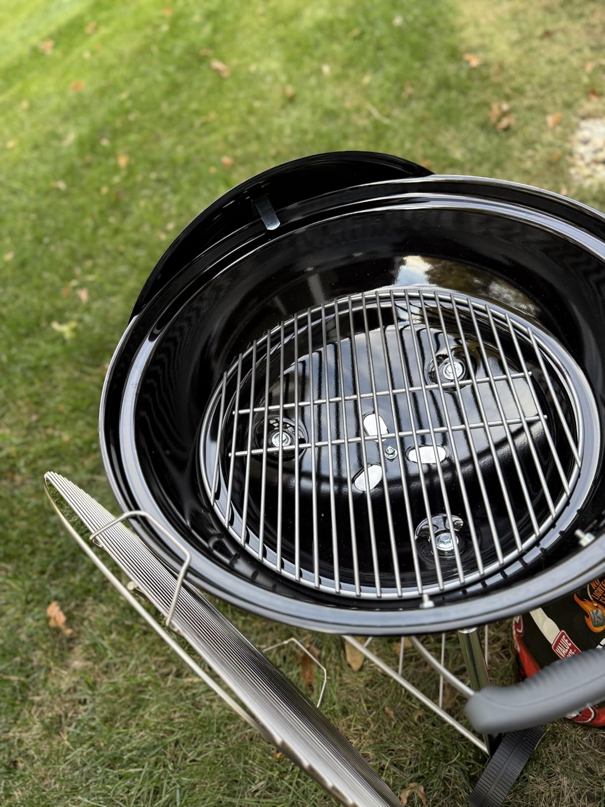 Weber® Jumbo Joe Premium Compact Charcoal Grill, 22‑Inch, Black | Compact Outdoor BBQ Grill with Durable Plated Steel Grates, Porcelain‑Enameled Bowl & Precision Airflow Control customer photo 2