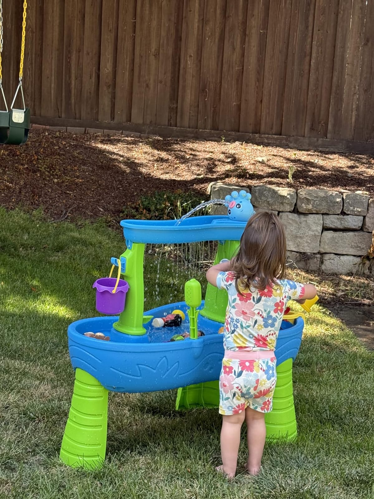 Step2 Rain Showers Splash Pond Toddler Water Table, Outdoor Kids Water Sensory Table, Ages 18+ Months, 13 Piece Water Toy Accessories, Blue & Green customer photo 2