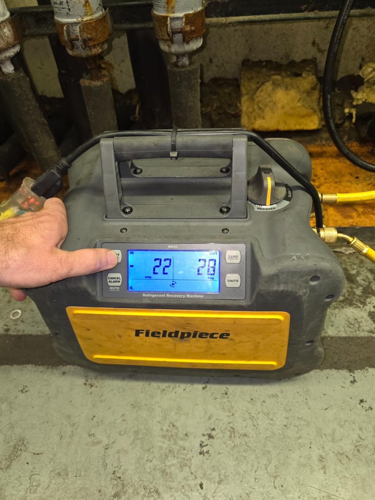 Fieldpiece MR45 Lightweight Digital Refrigerant Recovery Machine - Wide Operating Voltage with Easy Access Ports - A2L Compatible customer photo 1