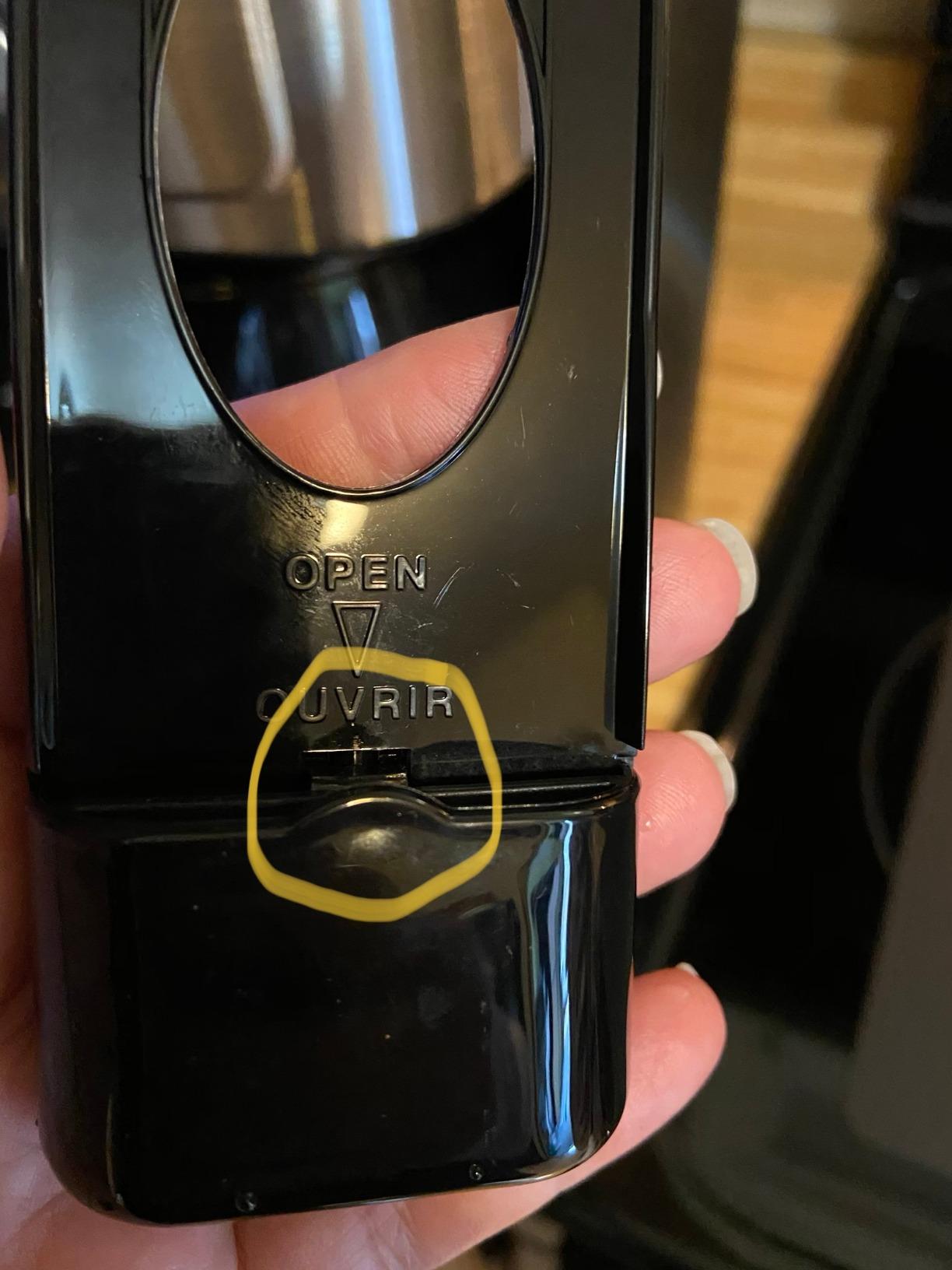 Cuisinart 12-Cup Coffee Maker, Programmable PerfecTemp Thermal Carafe Coffee Machine with 1-4 Cup Setting, Brew Strength Control and Brew Pause, Stainless Steel, DCC-3400NAS, Silver customer photo 1