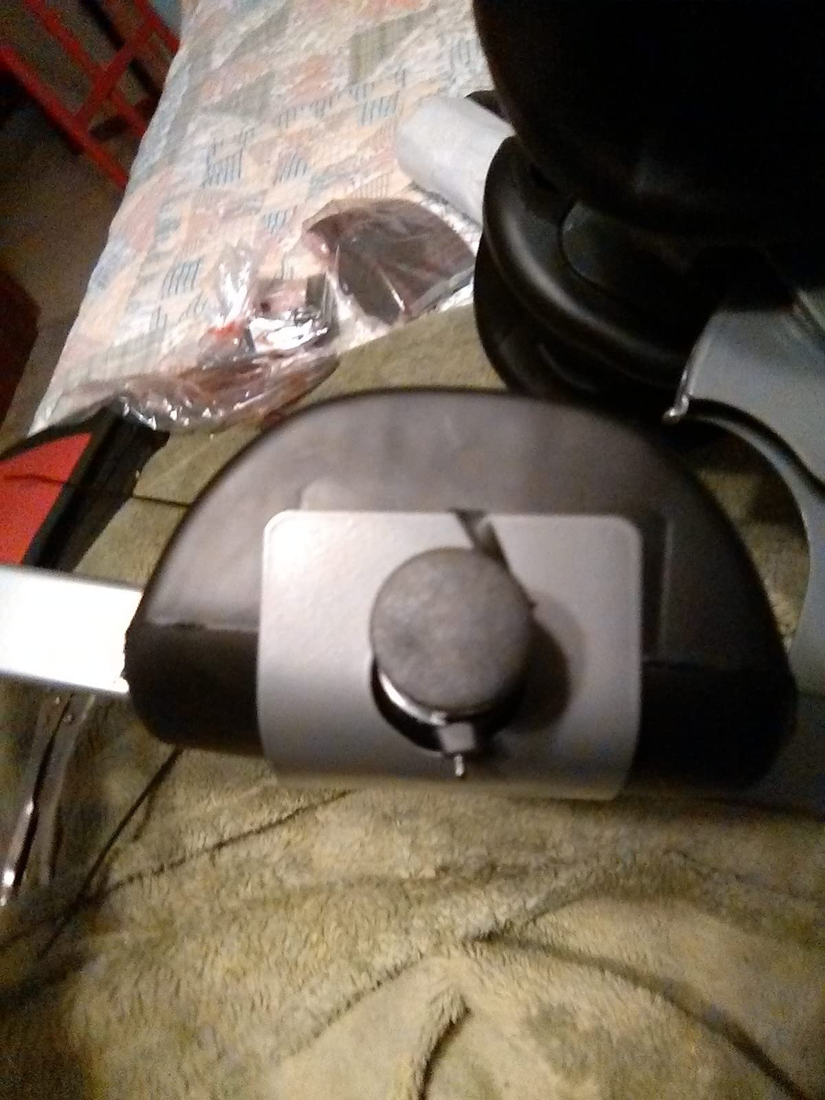 Innova Advanced Heat and Massage Inversion Table customer photo 2
