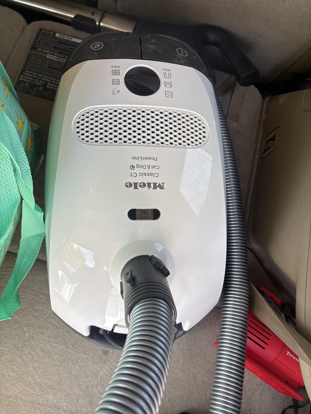 Miele Classic C1 Cat & Dog Bagged Canister for Deep Carpet Cleaning customer photo 2