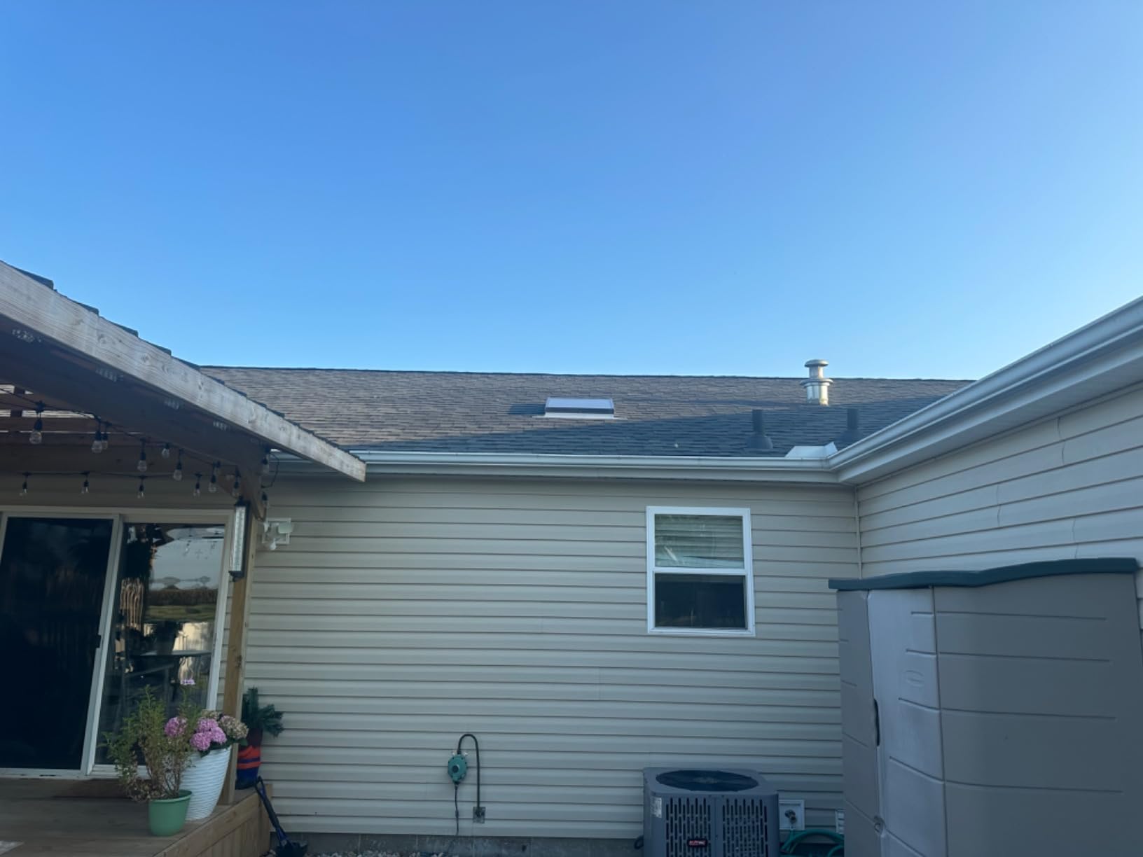 SIG Skylights FMB 24x24 Deck Mounted, Self-Flashed Glass Skylight with Bronze Insulated Glass customer photo 1