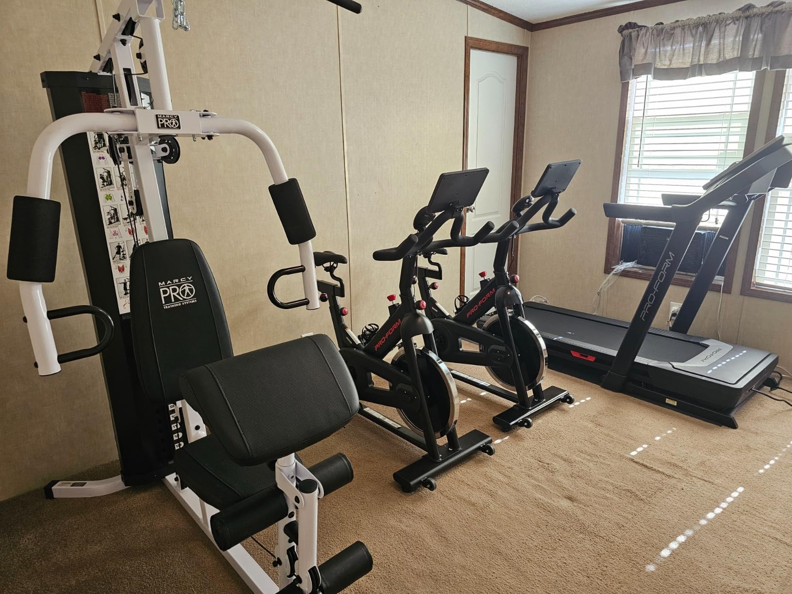 Marcy Home Gym Workout Station with Curl Pad, Lat Pulldown, Leg Developer & Weights, White customer photo 1