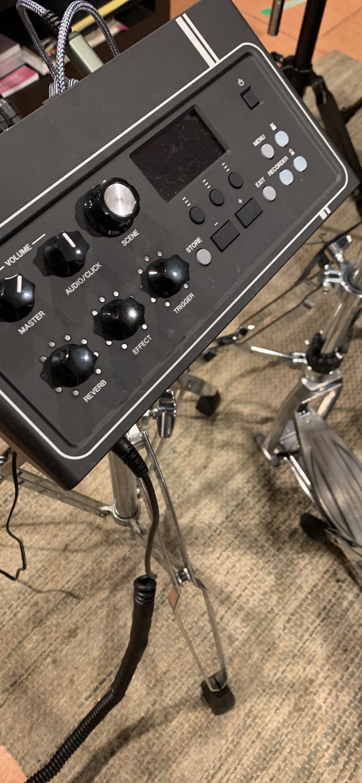 Yamaha EAD10 Electronic-Acoustic Drum Module with Stereo Microphone and Trigger, Black customer photo 2