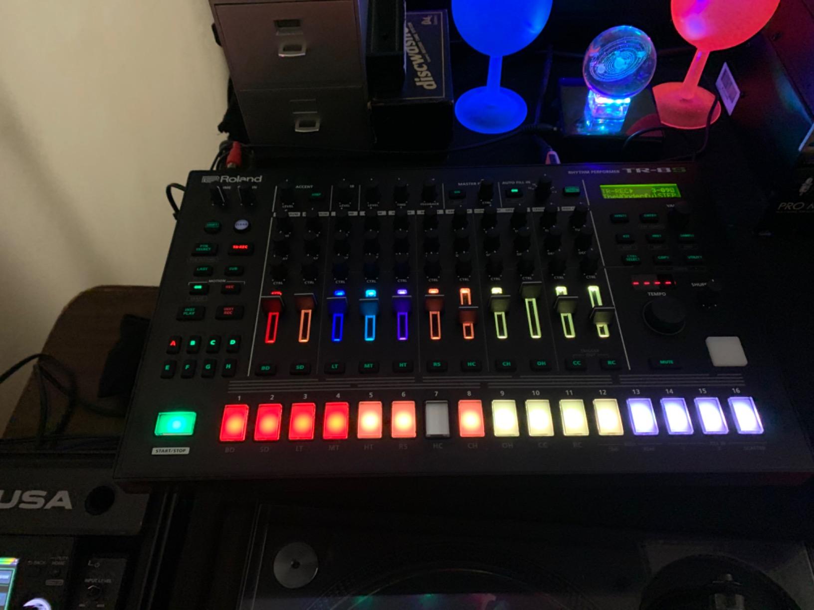 Roland TR-8S Rhythm Performer | Advanced Drum Machine with Classic TR Drum Sounds Including the TR-808, TR-909, TR-707, TR-727, TR-606 & CR-78 | ACB Technology | 128 Kits | Customizable Effects customer photo 1