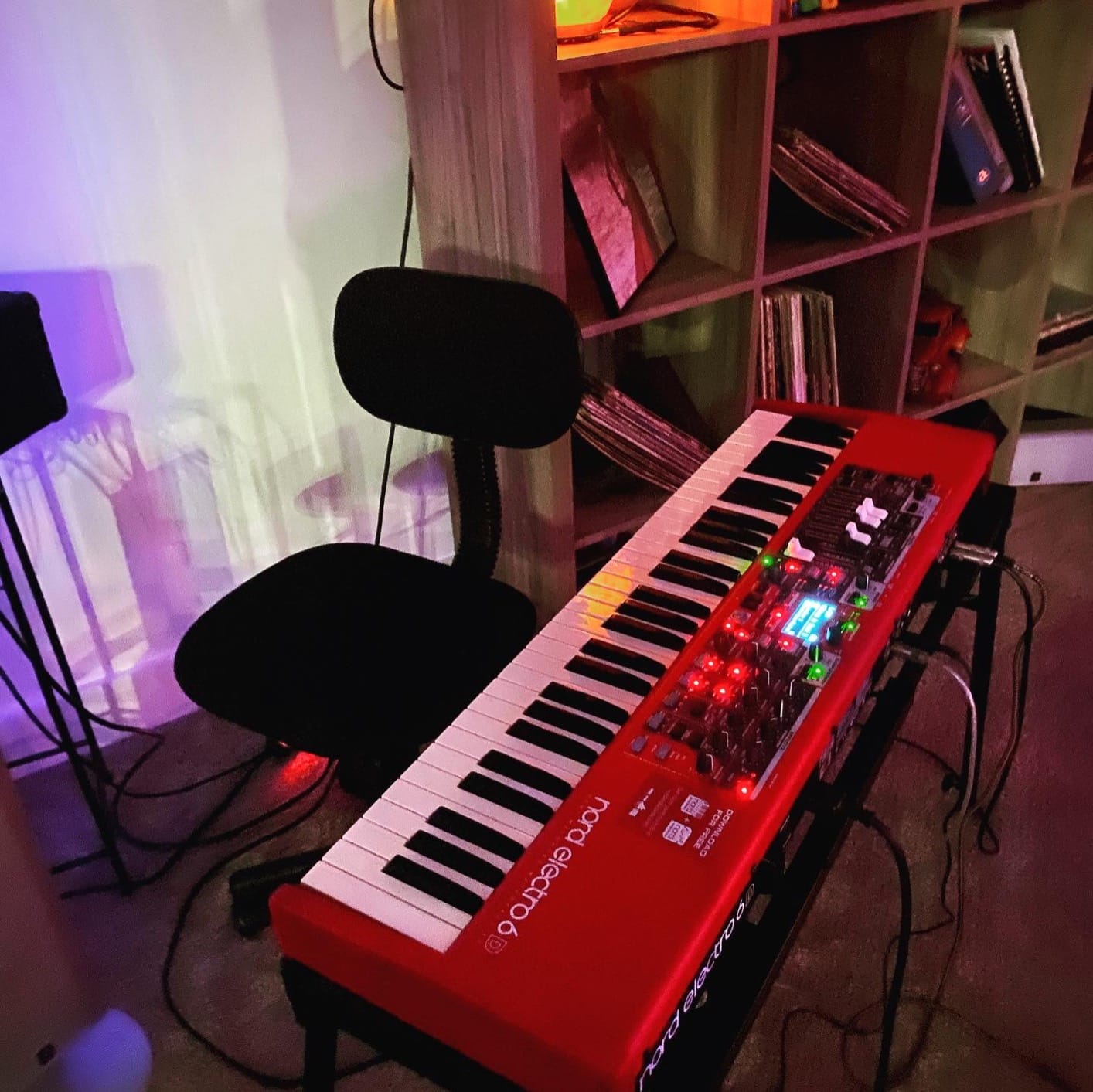 Nord Electro 6D 61 Stage Piano, 61-Note Semi-Weighted Waterfall Keybed customer photo 1