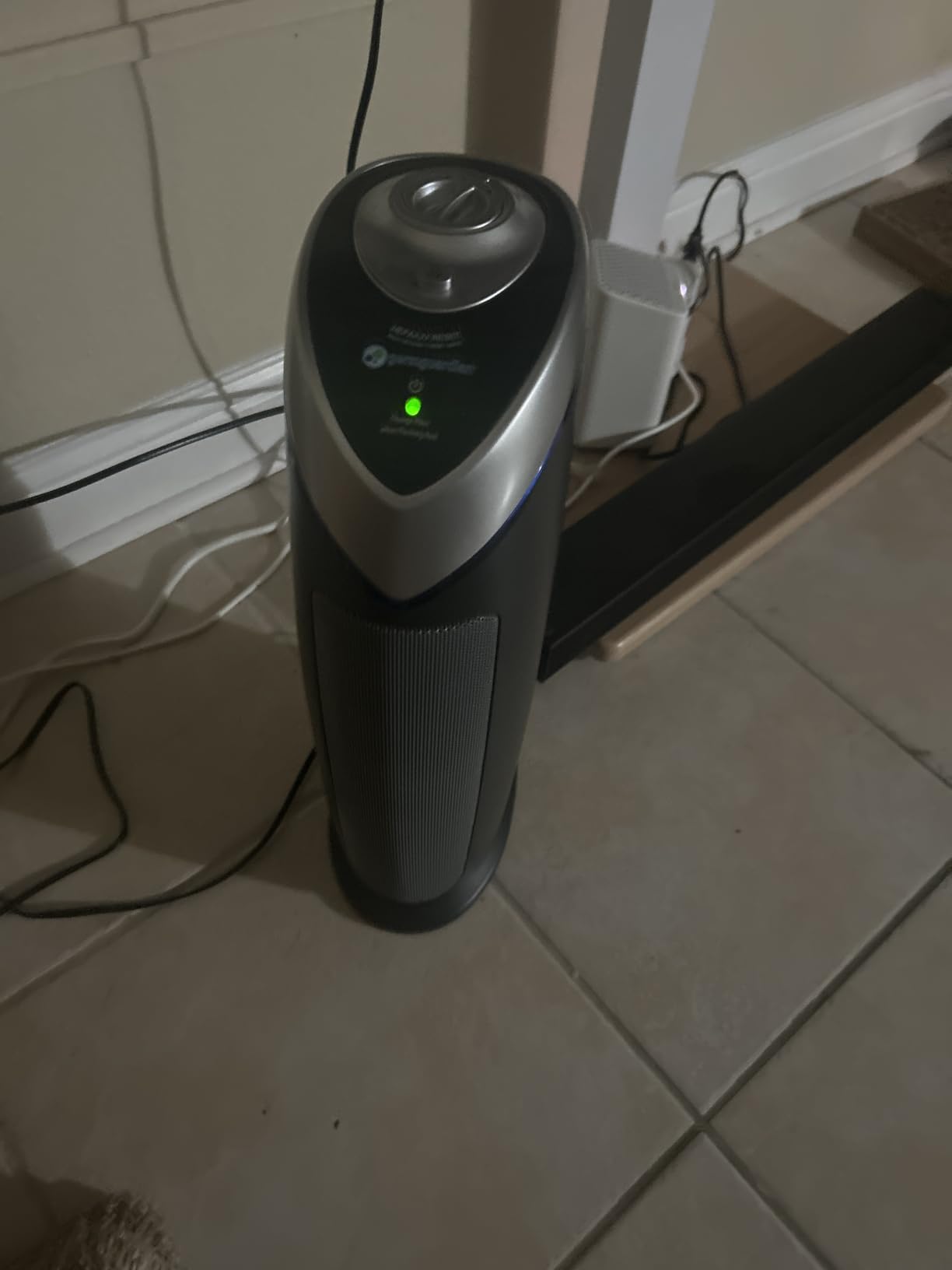 GermGuardian HEPA Air Purifier - Large Room Air Purifier for Bedroom, Office, Dorm, and Home - Filters Pet Dander, Dust, Pollen, Smoke, Scents - AC4825W - 22