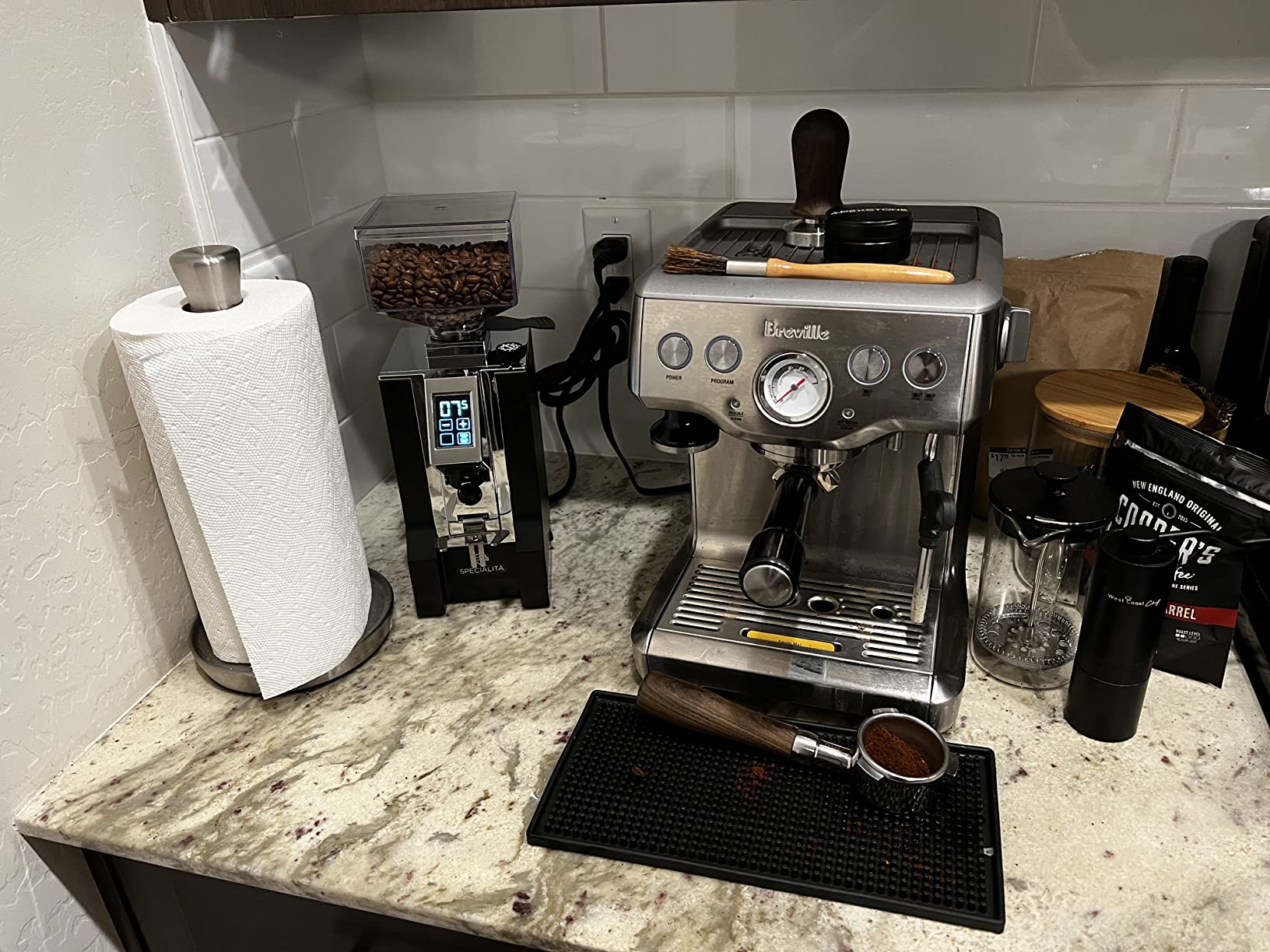 Eureka Mignon Specialita Espresso Grinder | Silent Technology | Stepless 55mm Burrs | Touchscreen | Black customer photo 2