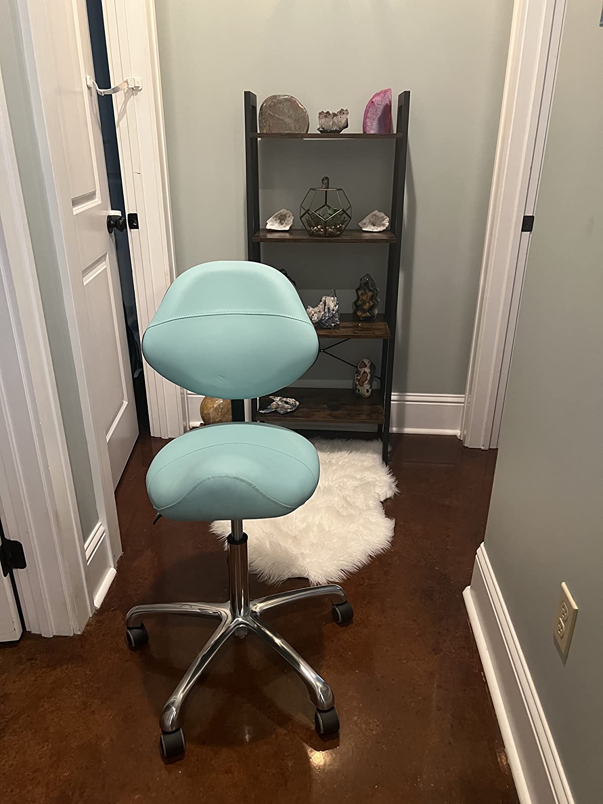 Grace&Grace Professional Saddle Stool Chair with Back Support, Rolling Saddle Ergonomic Stool Heavy Duty for Clinic Dentist Spa Massage Salons Studio (Black) customer photo 1