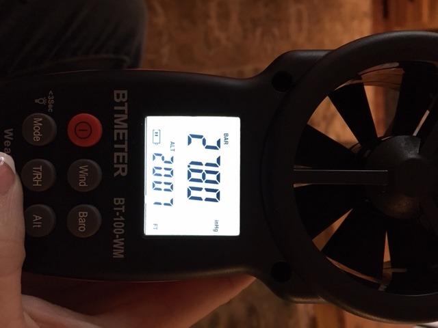 BTMETER BT-100WM Handheld Anemometer, Wind Speed Meter, Digital Barometer | Weather Meter for Shooting & HVAC Airflow Checks: Temperature, Humidity, Dew Point, Wind Chill, Altitude, Barometric Pressure customer photo 2