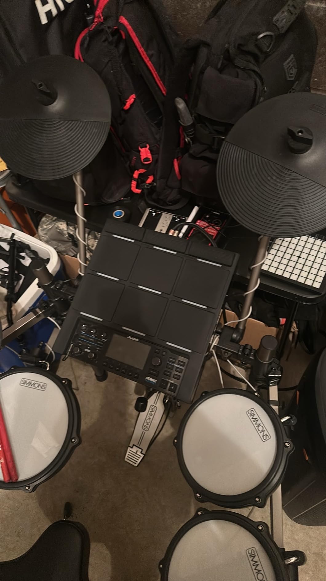 Alesis Strike Multipad Electric Drum Pad | 9 Velocity-Sensitive RGB Pads, 700+ Sounds, Built in Sampler, Looper, USB Sample Loading, 32GB Storage, for Live Performance customer photo 2