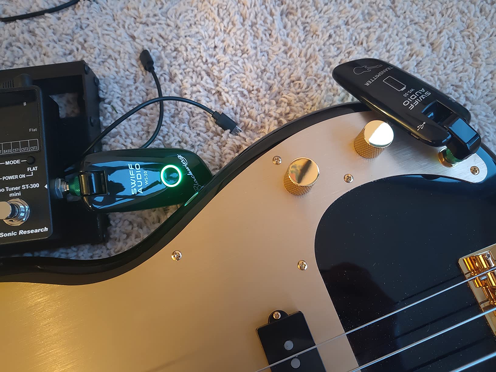 SWIFF Wireless Guitar System Rechargeable Wireless Guitar Transmitter Receiver Support Multi Channels and Long Battery Life for Electric Musical Instruments customer photo 2