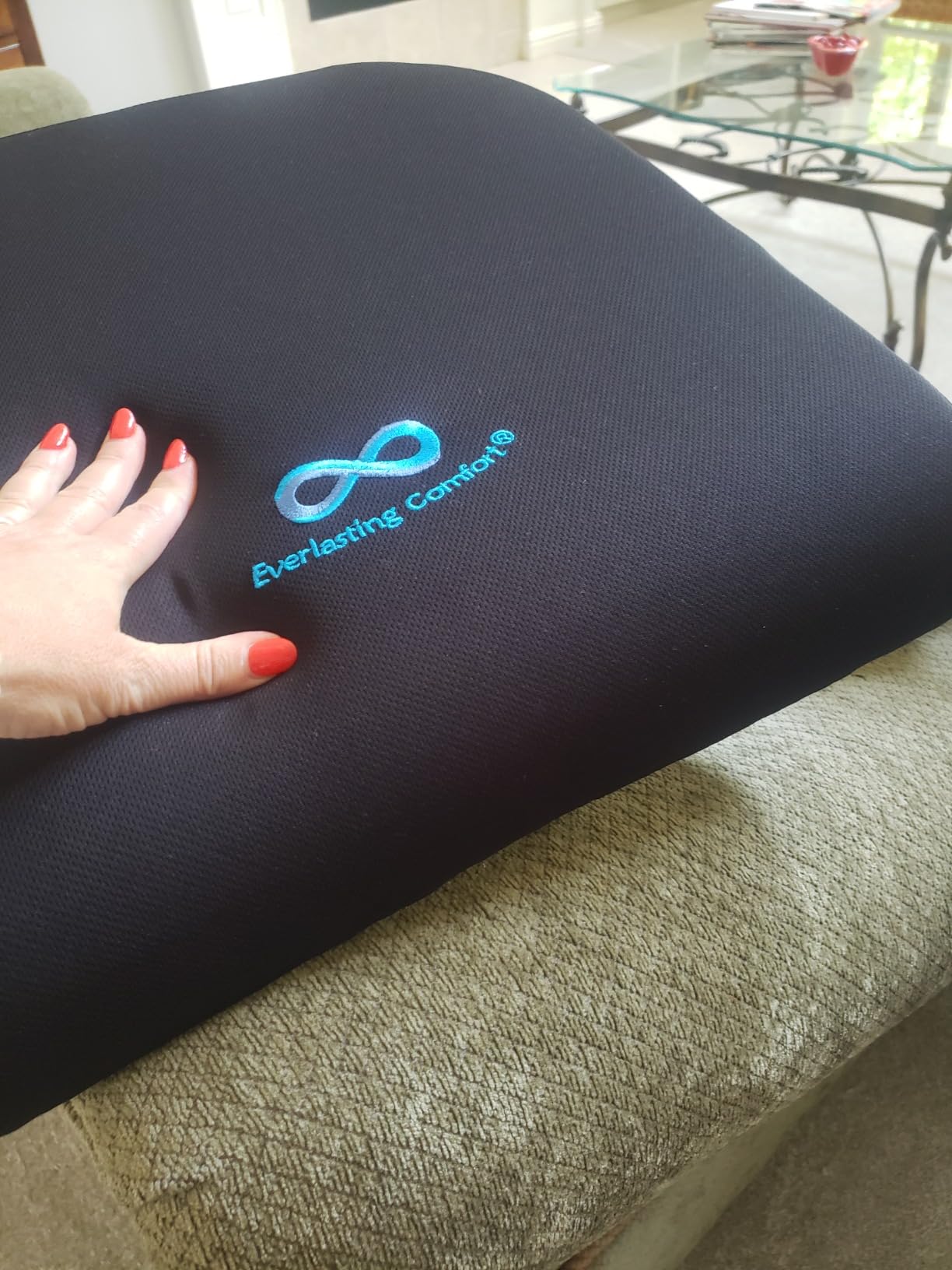 Everlasting Comfort Ventilated Wheelchair Cushions for Pressure Relief - Gel Memory Foam Wheel Chair Seat Cushion Pad for Seniors and Adults & Pain Relief - Soft Non-Slip Cover - Office Accessories customer photo 1