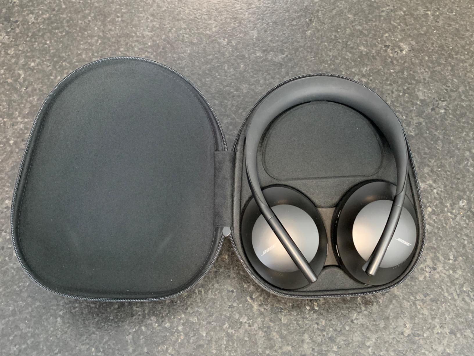 Headphones 700, Noise Cancelling Bluetooth Over-Ear Wireless Headphones with Built-in Microphone for Clear Calls and Alexa Voice Control, Black customer photo 2