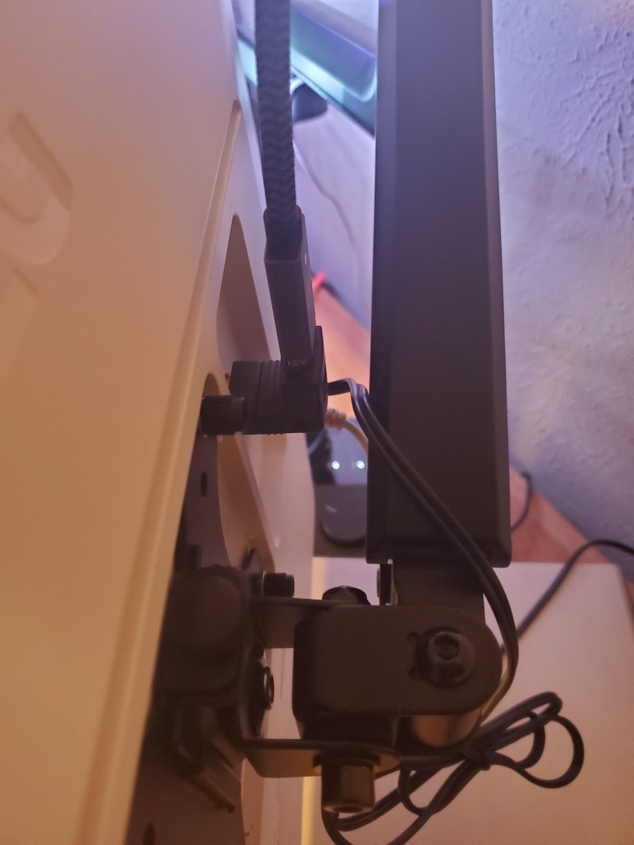 WALI Triple Monitor Mount for 13-32 inch Screens, up to 19.8 lbs per Arm | Adjustable 3 Monitor Desk Mount with Swivel, Tilt, Rotation, Triple Monitor Stand for Desk, VESA 75/100mm (GSDM003), Black customer photo 2