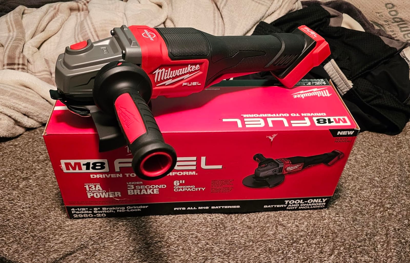2980-20 M18 FUEL 4-1/2 in. - 6 in. Braking Grinder w/No-Lock Paddle Switch (Tool Only) customer photo 2