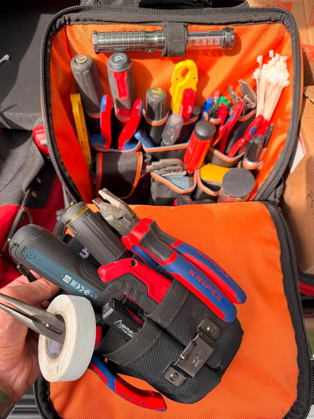 Klein Tools 55482 Tool Bag Backpack, Heavy Duty Tradesman Pro Tool Organizer with 21 Pockets and Large Interior, Water Resistant customer photo 1