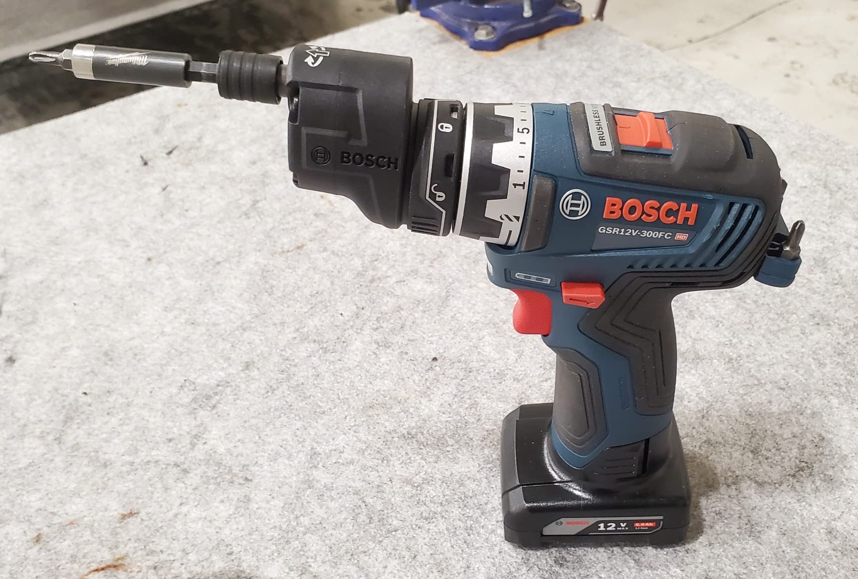 Bosch GSR12V-300FCB22 12V Max Drill/Driver with 5-In-1 FlexiClick System with (2) 2.0 Ah Batteries customer photo 2