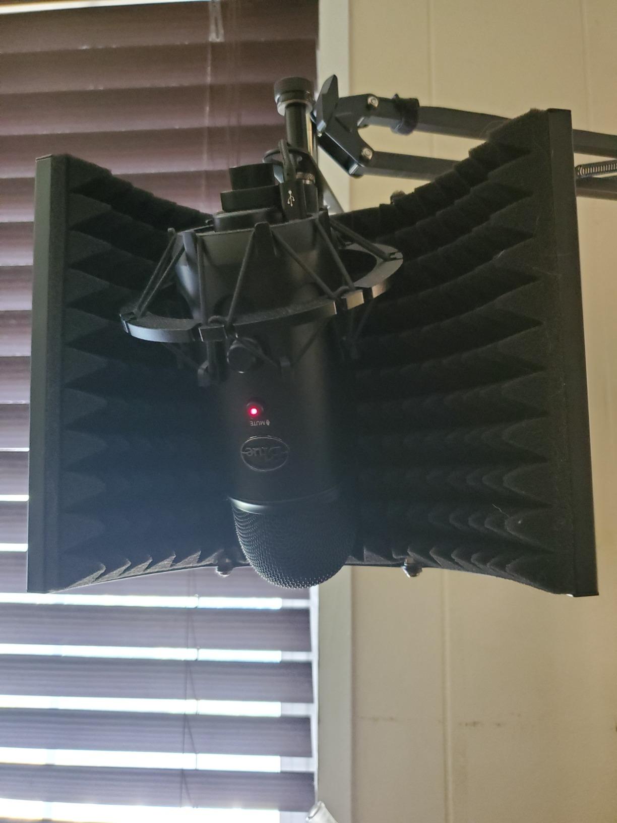 Moukey Microphone Isolation Shield, Foldable Mic Shield with Triple Sound Insulation, Reflection Filter with 3/8