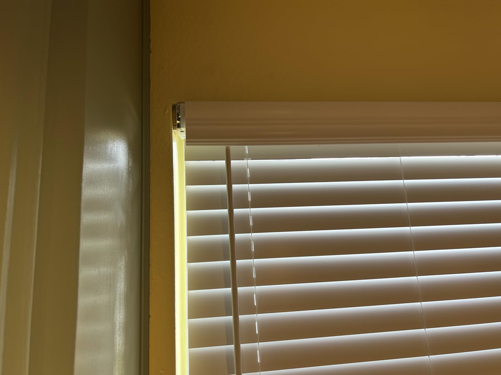 Linen Avenue Cordless 2