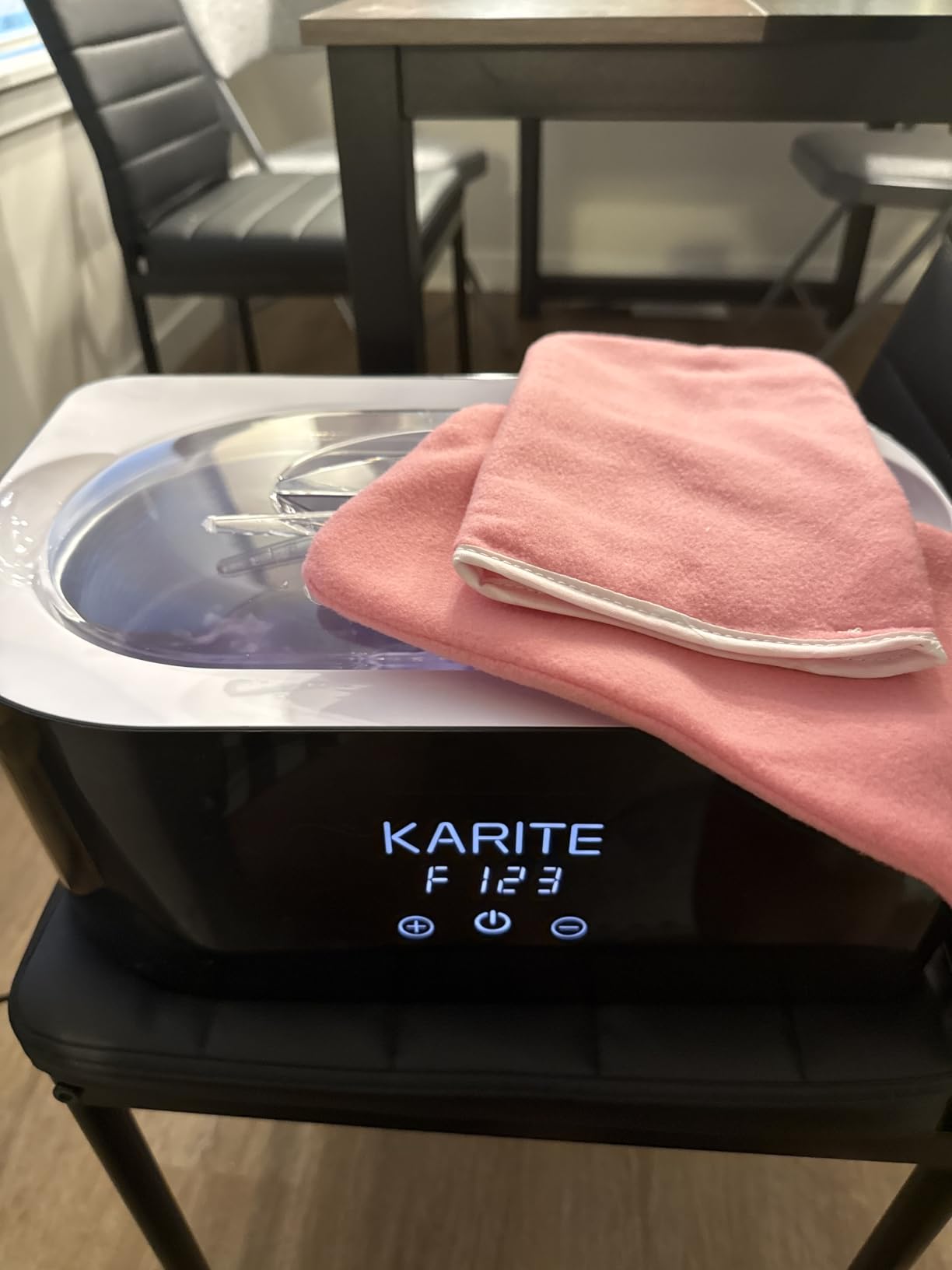 Paraffin Wax Machine for Hand and Feet - Karite Paraffin Wax Bath 4000ml Paraffin Wax Warmer Moisturizing Kit Auto-time and Keep Warm Paraffin Hand Wax Machine customer photo 1