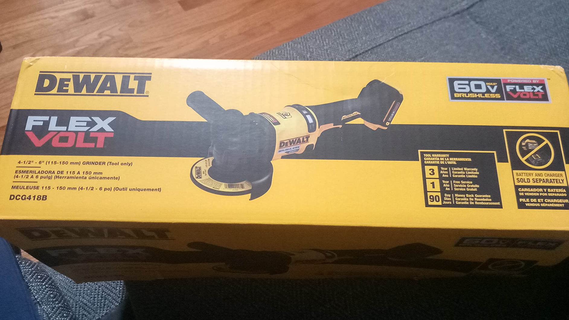 DEWALT FLEXVOLT 60V MAX* Angle Grinder with Kickback Brake, 4-1/2-Inch to 6-Inch, Tool Only (DCG418B) customer photo 1