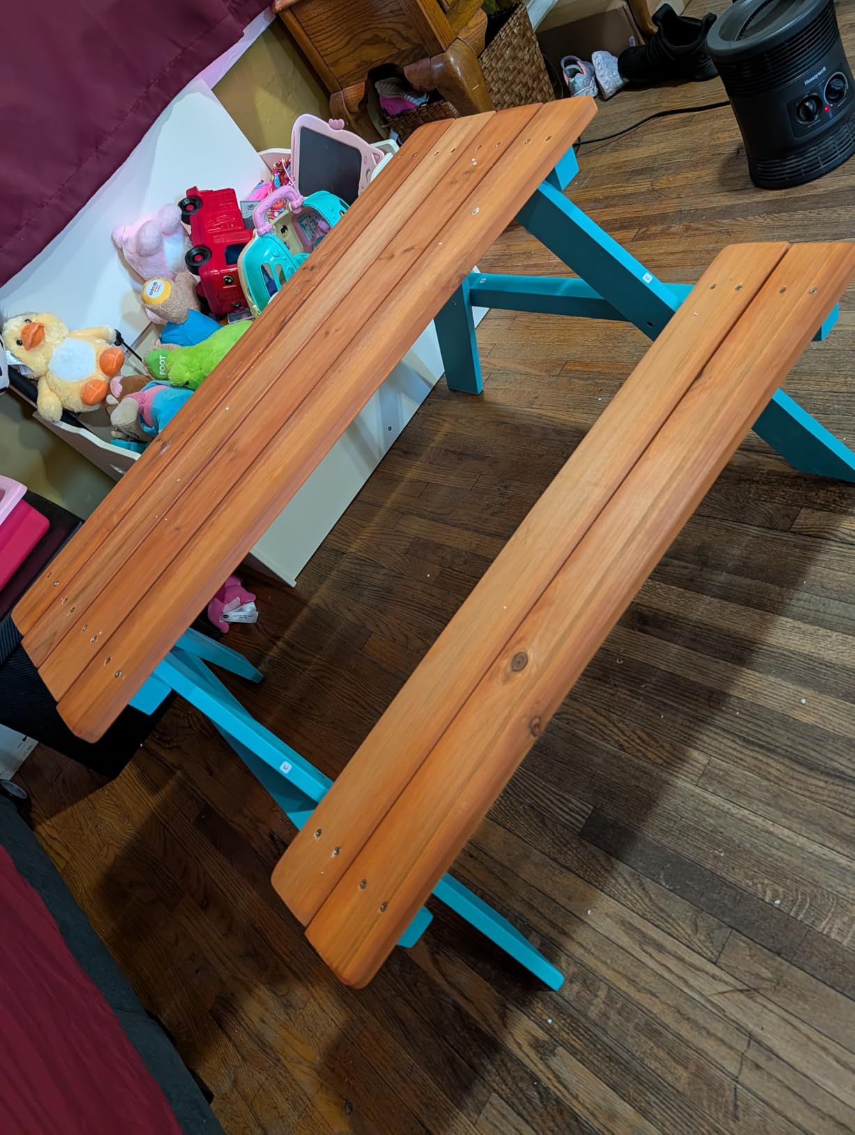 Teamson Kids - Wooden Outdoor Child Children Kids Picnic Table & Chair Bench Set - Brown/Aqua | Weather-Resistant Pine Wood, Seats 4 Children, Ideal for Backyard, Patio, Garden customer photo 1