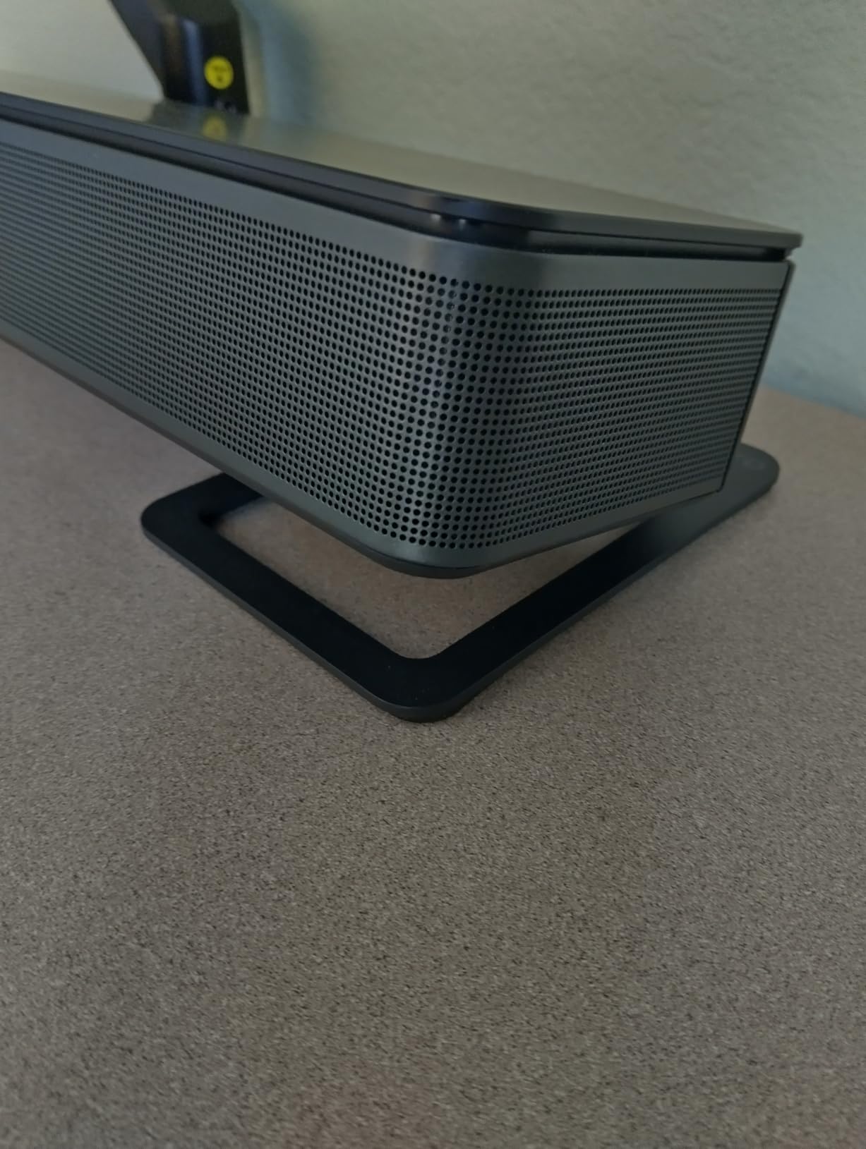 Bose TV Speaker - Soundbar for TV with Bluetooth and HDMI-ARC Connectivity, All-in-One Compact Soundbar, Includes Remote Control, Black customer photo 2