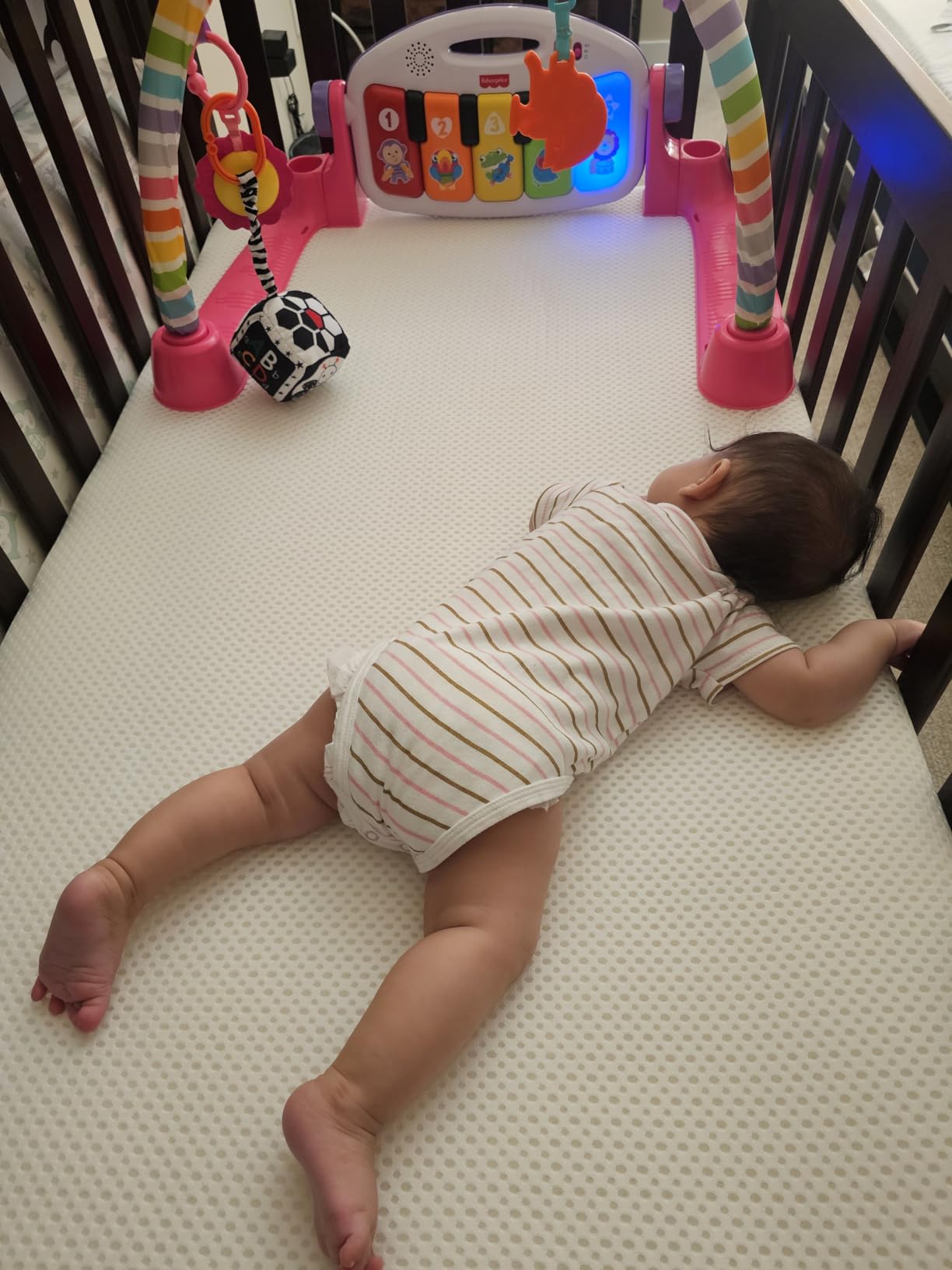 Newton Baby Essential Crib Mattress, Breathable & Washable - White | Baby Crib Mattress, Breathable, Washable, Firm Support, All-Stages, Infant to Toddler, GREENGUARD Gold Certified customer photo 1