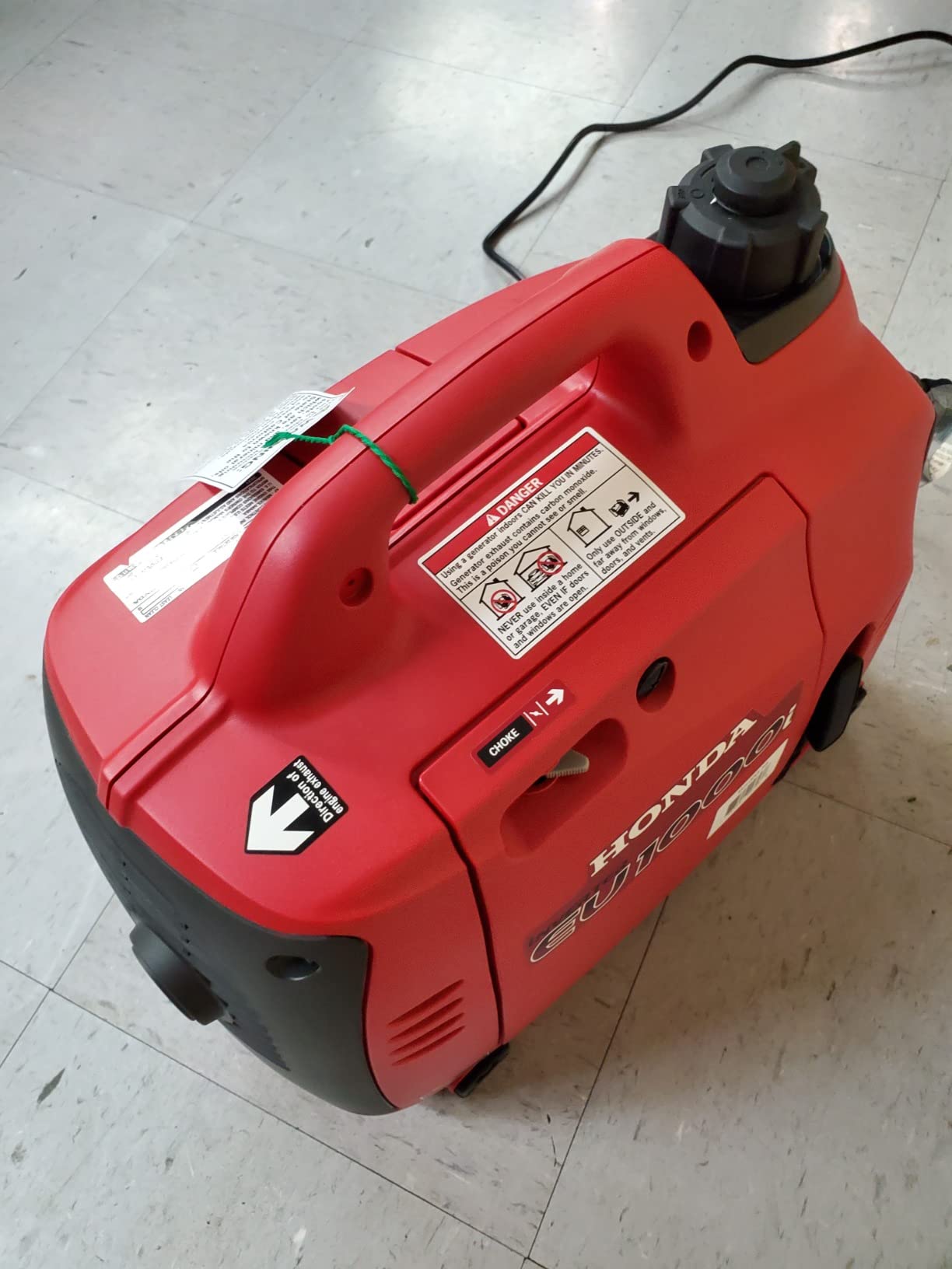 Honda EU1000i 1000 Watt Inverter Generator, Super Quiet 120V Gas Powered Portable Generator for Camping or Home Backup Power Supply, Up to 6.8 Hour Run Time (EU1000T1AN) customer photo 2