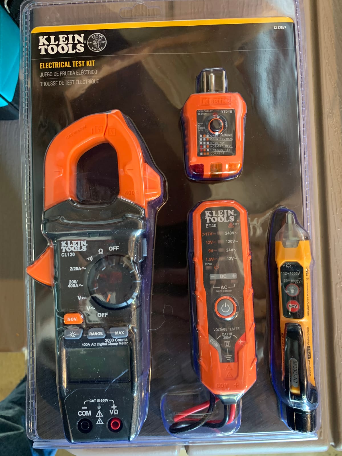 Klein Tools CL120VP Electrical Voltage Test Kit with Clamp Meter, Three Testers, Test Leads, Pouch and Batteries customer photo 2
