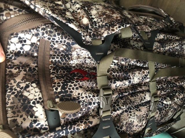 Badlands 2200 - Hunting Pack w/Built-In Meat Hauler customer photo 2