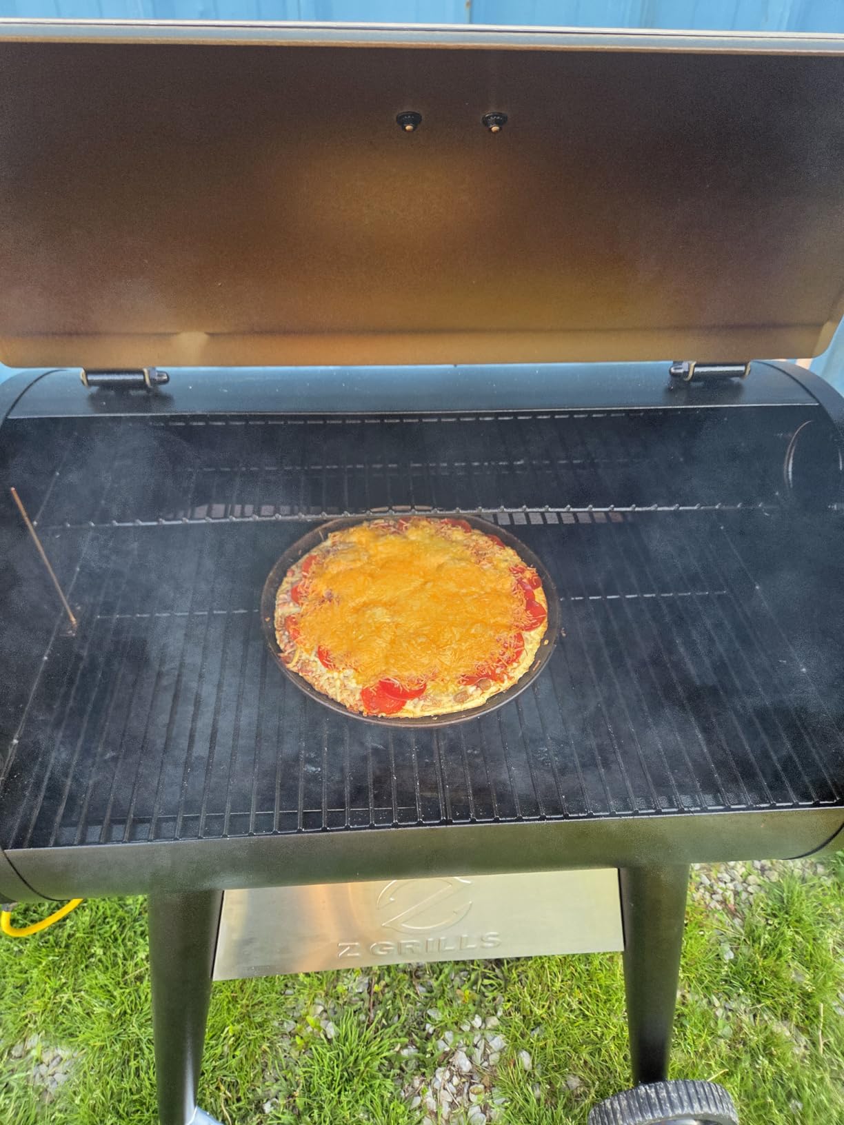 Z GRILLS 7002C Wood Pellet Grill, PID 3.0 Controller, 697 in sq customer photo 1