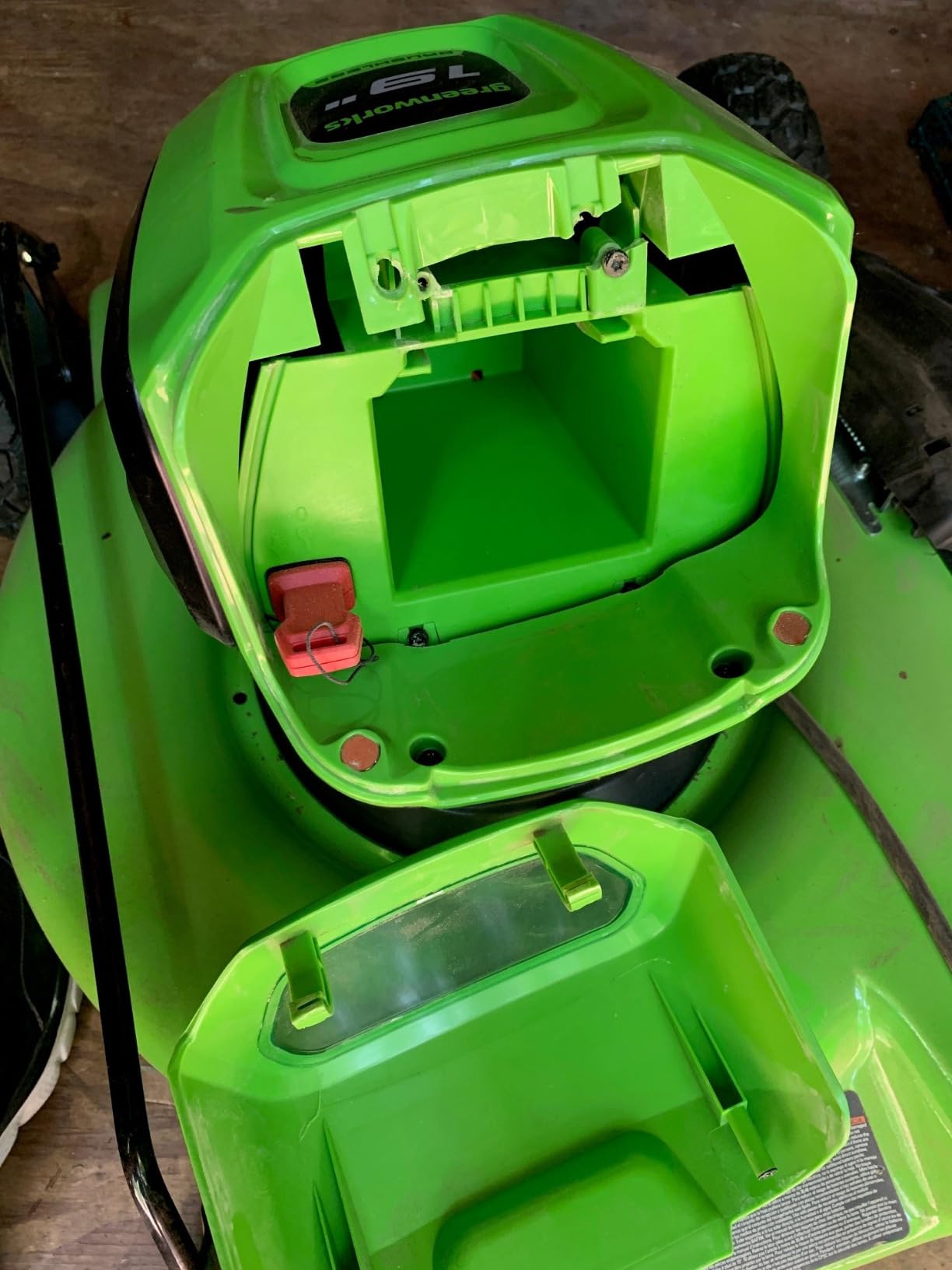Greenworks 40V 19in Push Lawn Mower, 4.0 Ah Battery and Charger customer photo 2