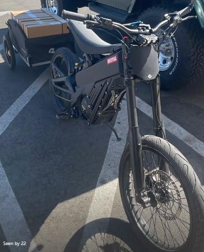 Retrospec Rover Hauler Bike Cargo Trailer - Foldable Frame with Weather-Resistant Fabric & 80lb Capacity - Universal Bike Trailer for 20-29in Wheels - Includes Safety Flag & D-Ring Anchors customer photo 2
