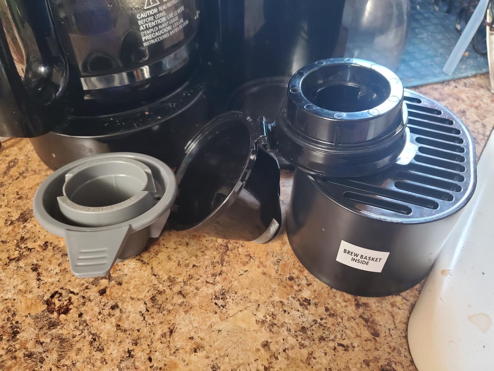 Hamilton Beach FlexBrew Trio 2-Way Coffee Maker, Compatible with K-Cup Pods or Grounds, Combo, Single Serve & Full 12c Pot, Black - Fast Brewing (49902) customer photo 1