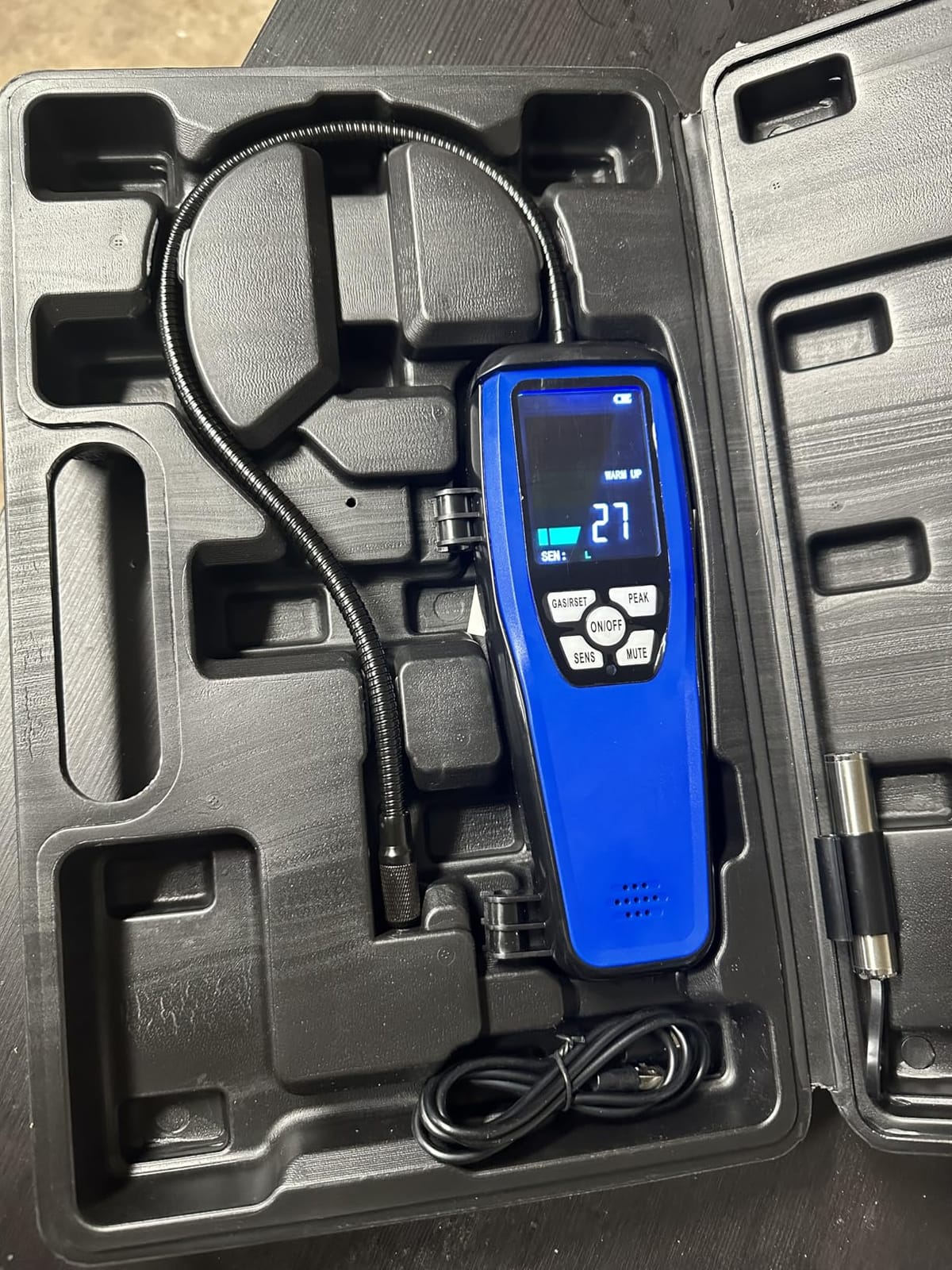 ALD-200 Refrigerant Leak Detector with 16-Inch Probe Rechargeable | 3-in-1 Professional-grade Freon Sniffer Tester for HVAC A2L R32 R454B R410A R134A R290, AC Leak Detector with TFT screen customer photo 1
